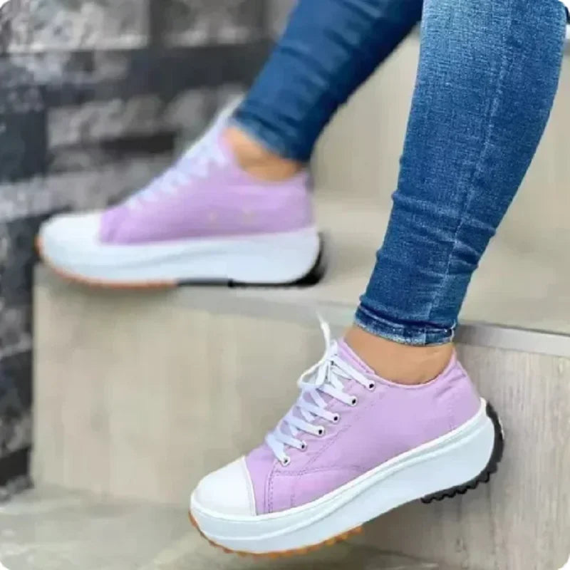 Woman's White Canvas lace-Up Shoes