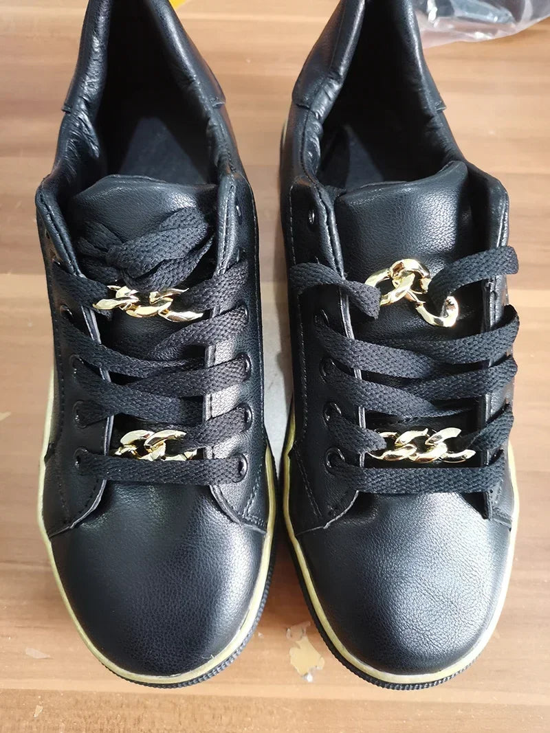 Women's Sneakers With decorative Chain