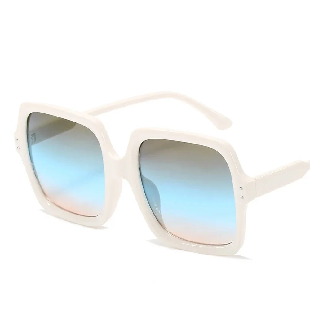 Woman's Oversized Square Sunglasses - UV400 Silver Mirror