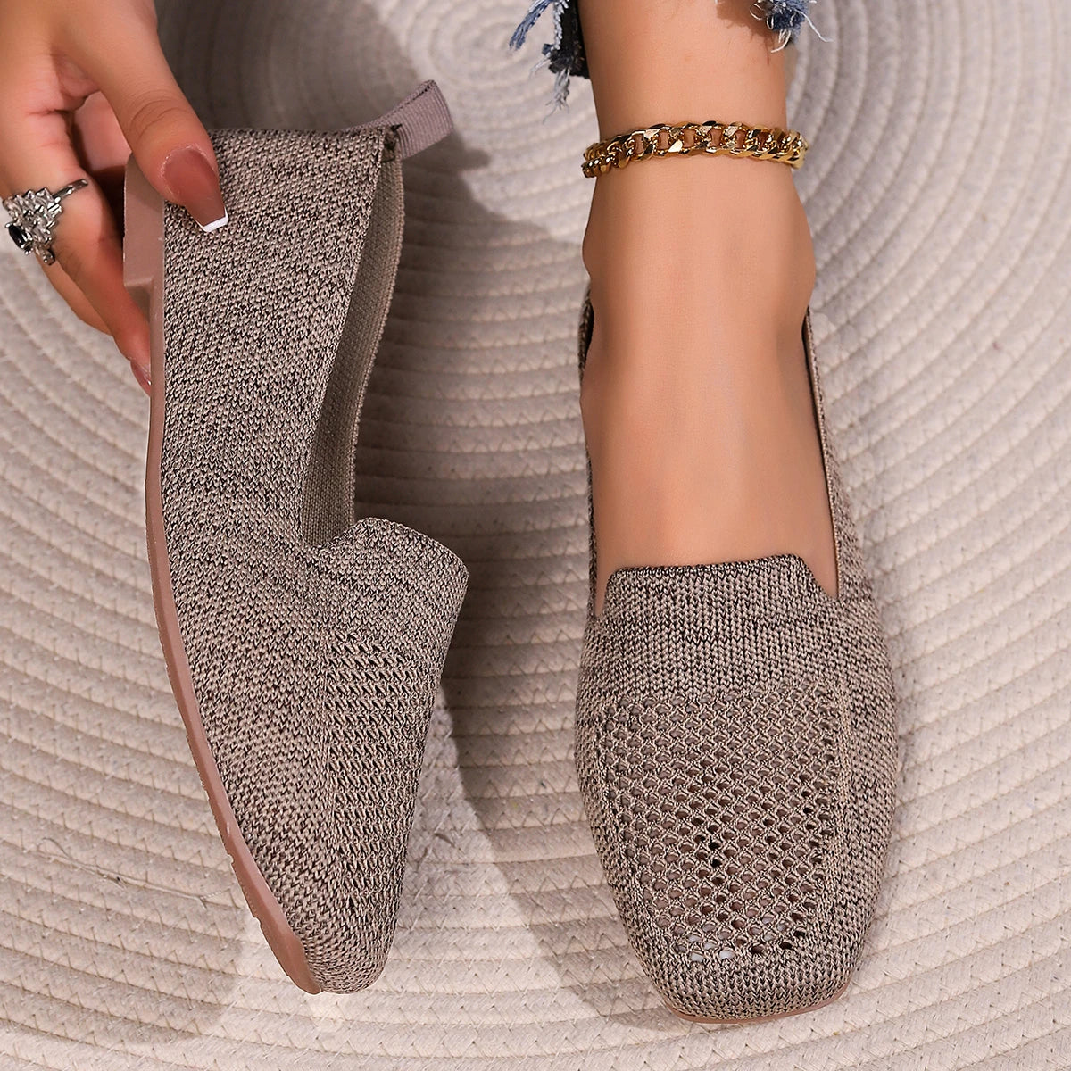 Woman's Knitted Mesh Slip on Loafers