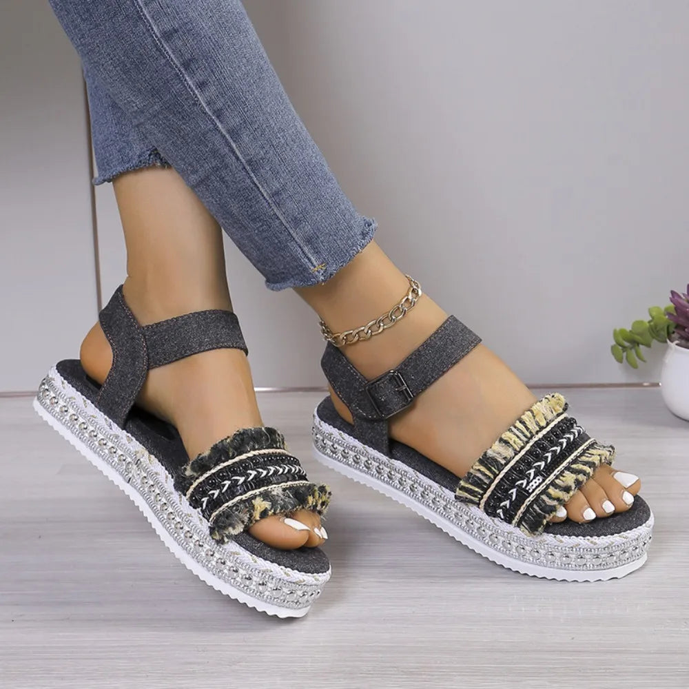 Woman's Flat Sandals With Buckle